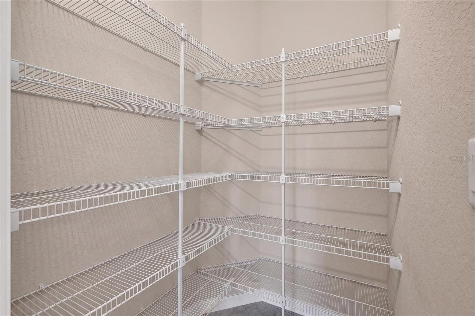 Walk in Pantry