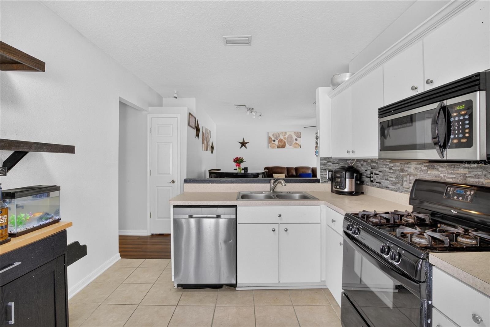 Pantry + Open View