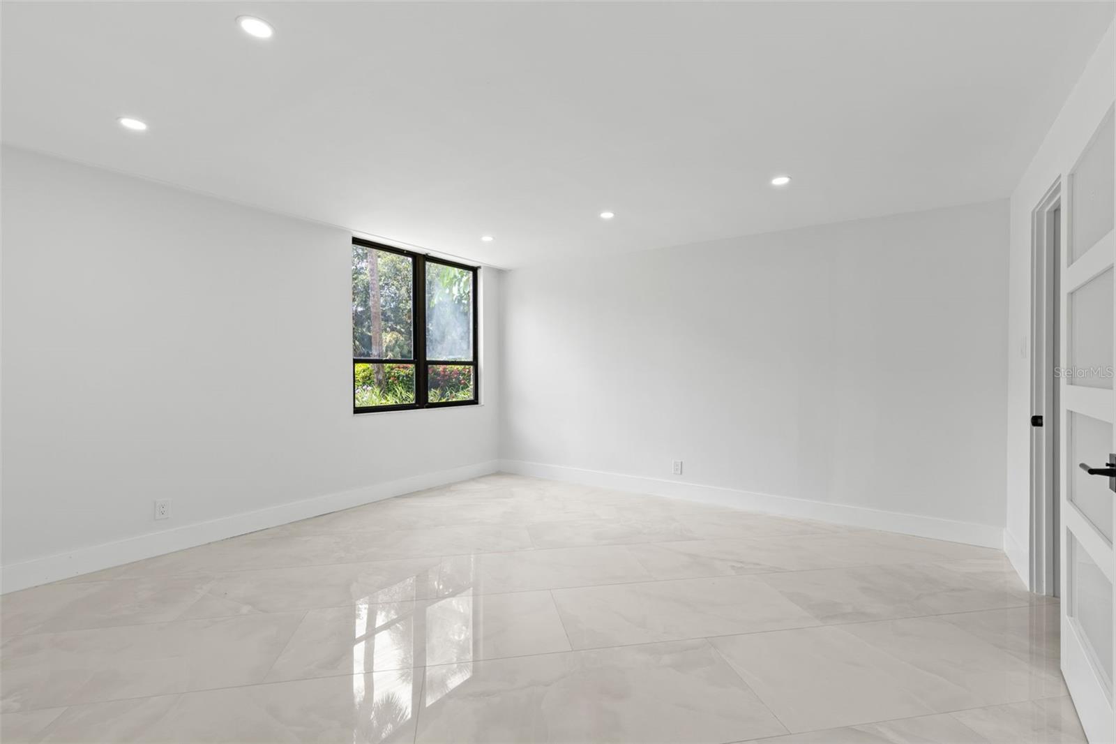 Primary suite