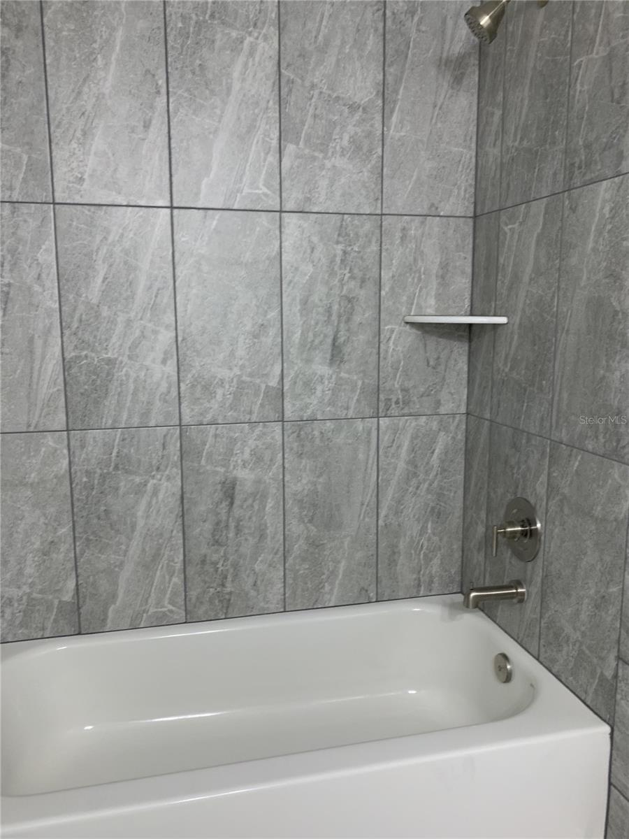 W7887631
