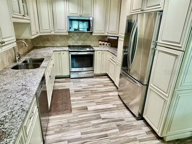Custom Designed Chef's Dream Kitchen
