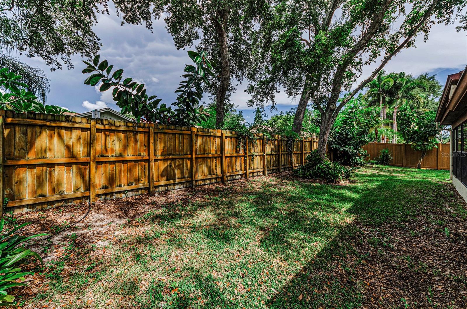Large fully fenced yard