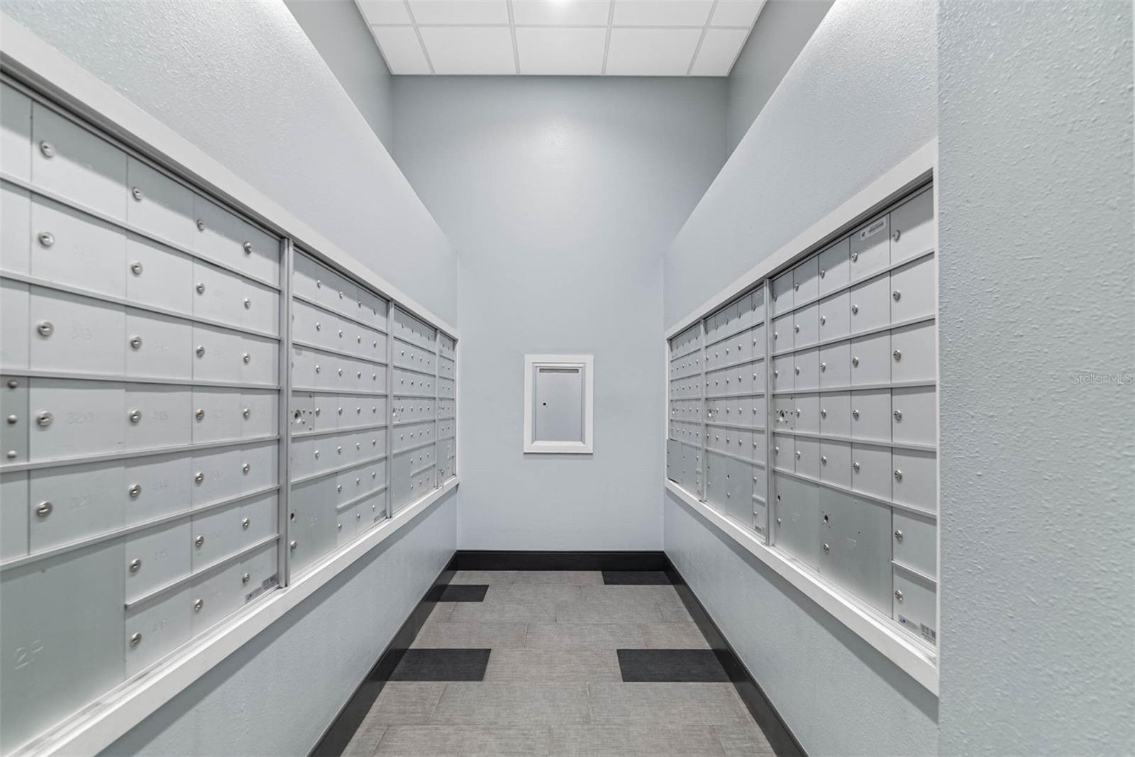 Mail mail