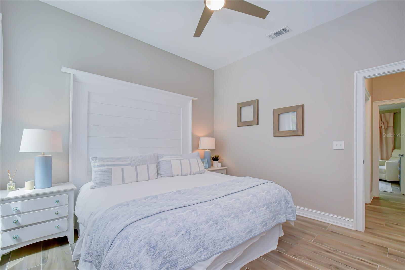 Secondary bedroom