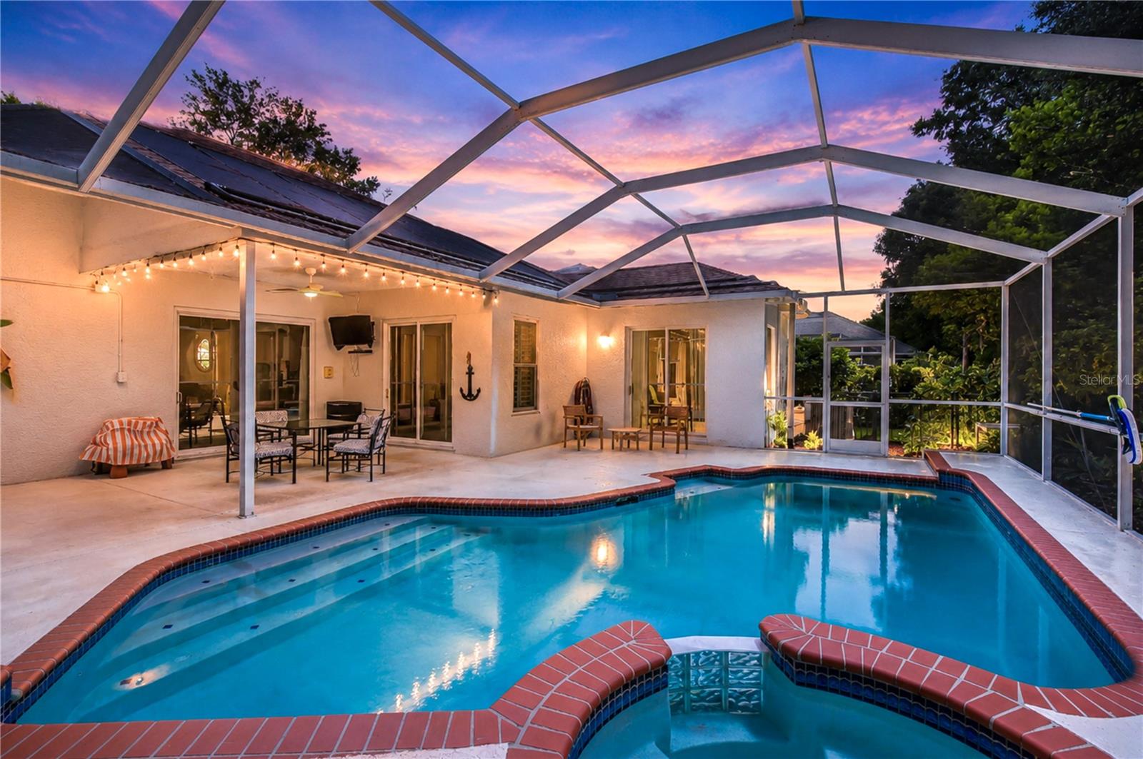 Poolside Entertaining