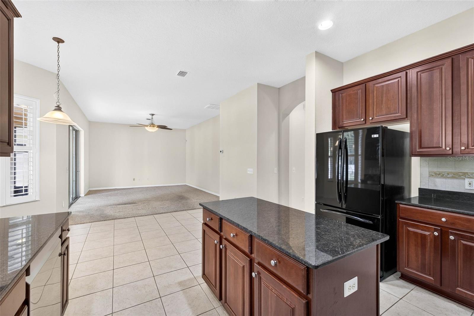 Kitchen/family room combination