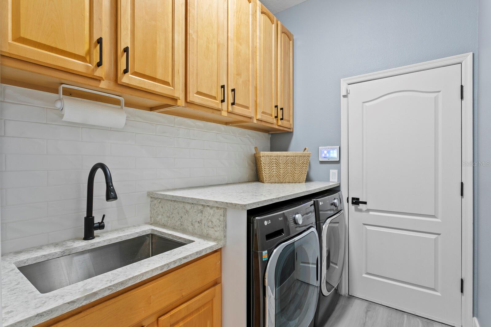 Even the laundry room is gorgeous!