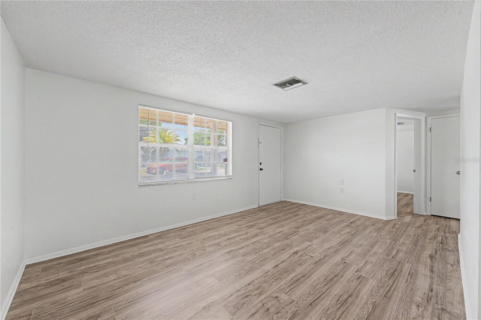 Family Room - 9830 Rainbow Lane