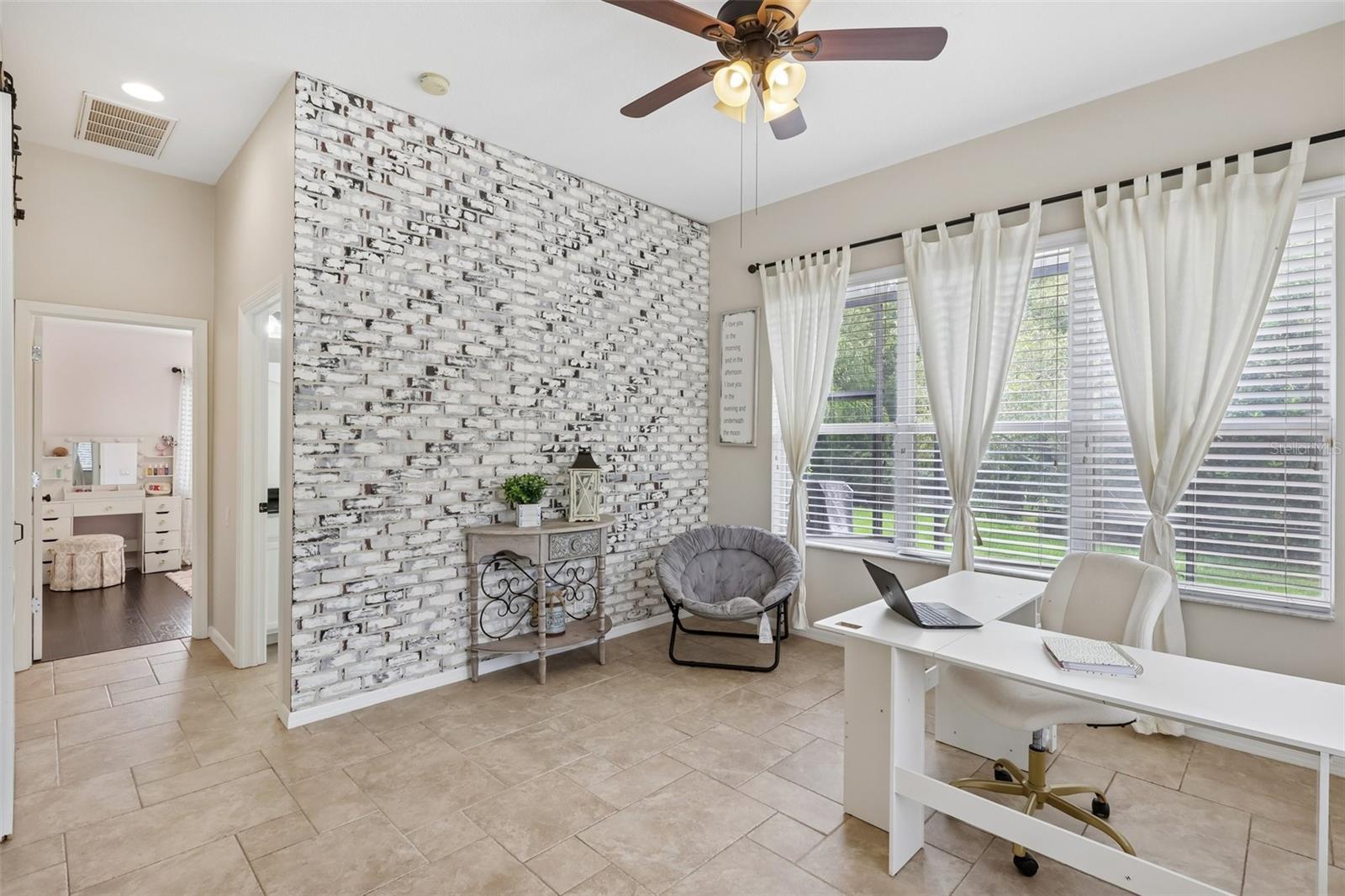 Conservatory - Office/Bonus Space