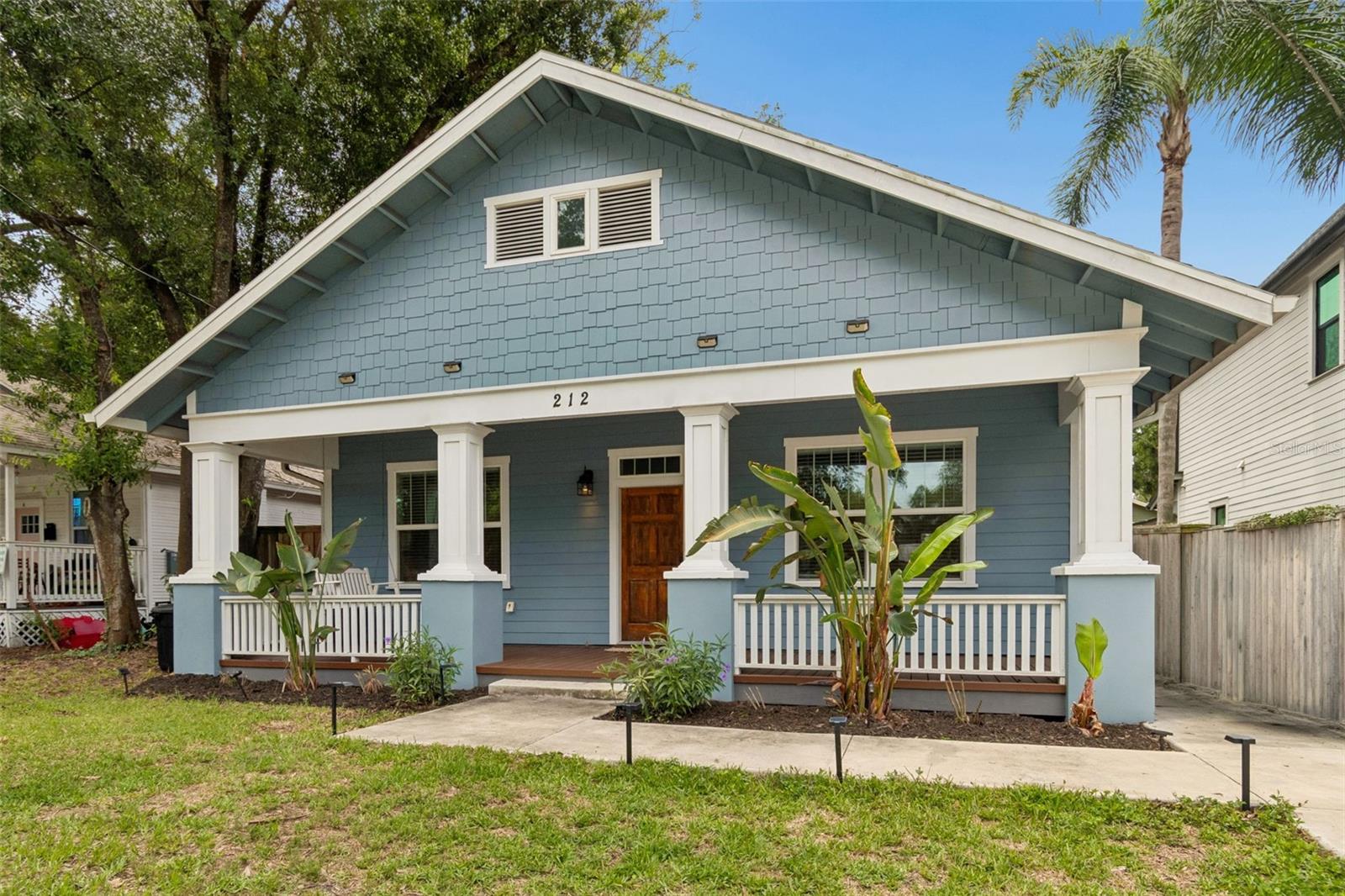 Exterior - 212 W Hilda St