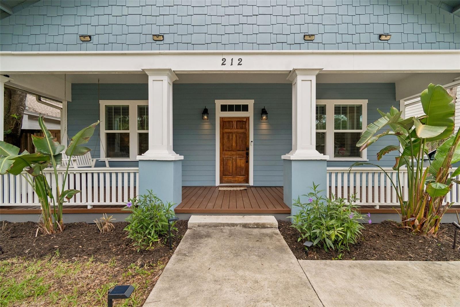 Exterior - 212 W Hilda St