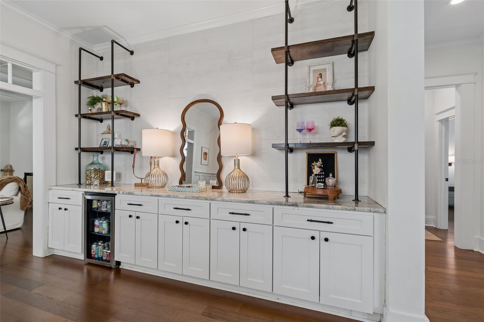 Built In Bar - 212 W Hilda St