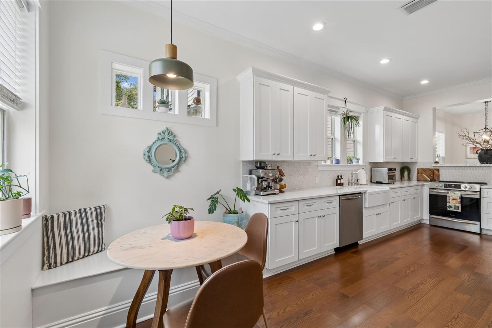 Kitchen - 212 W Hilda St