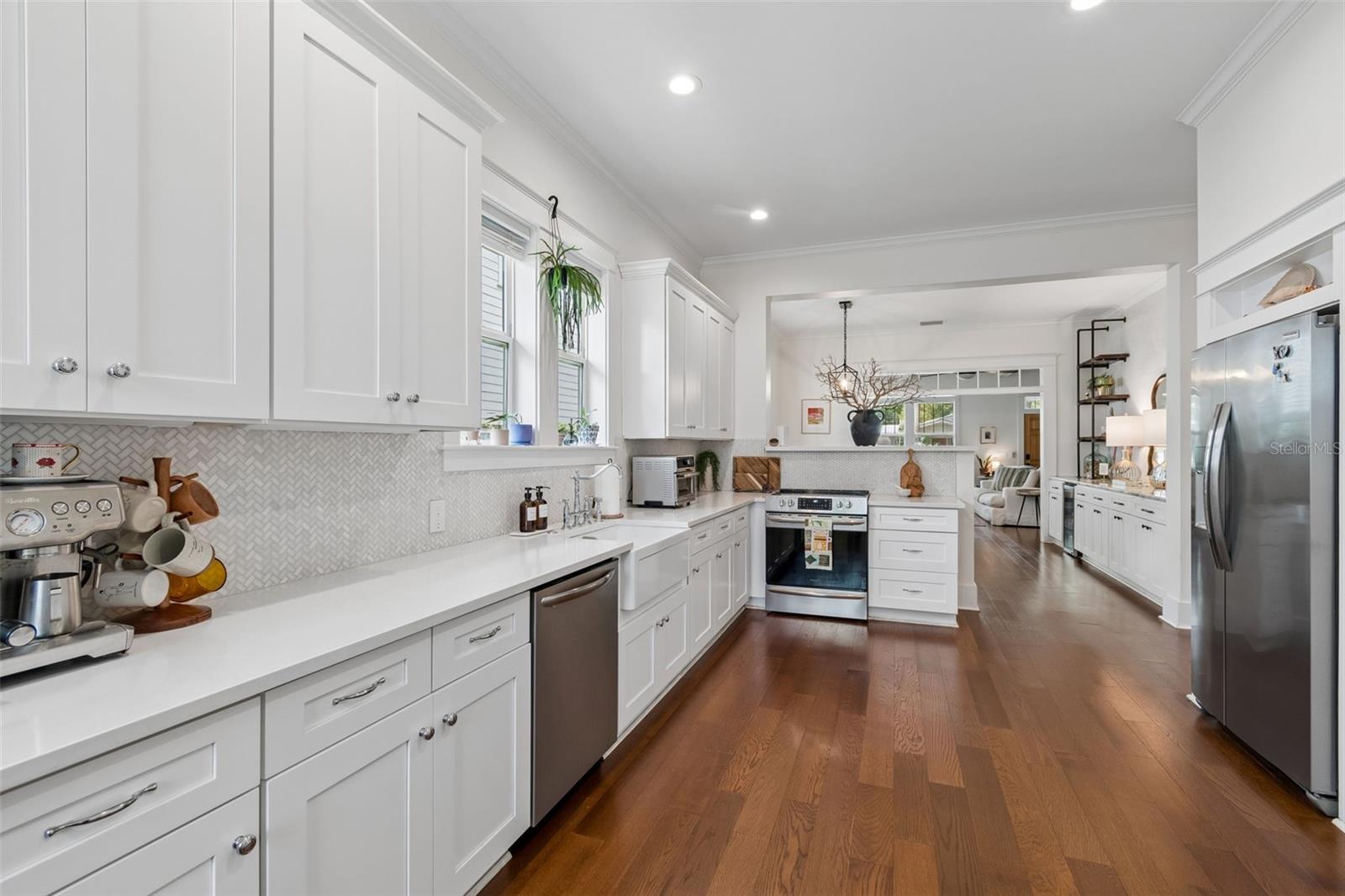 Kitchen - 212 W Hilda St