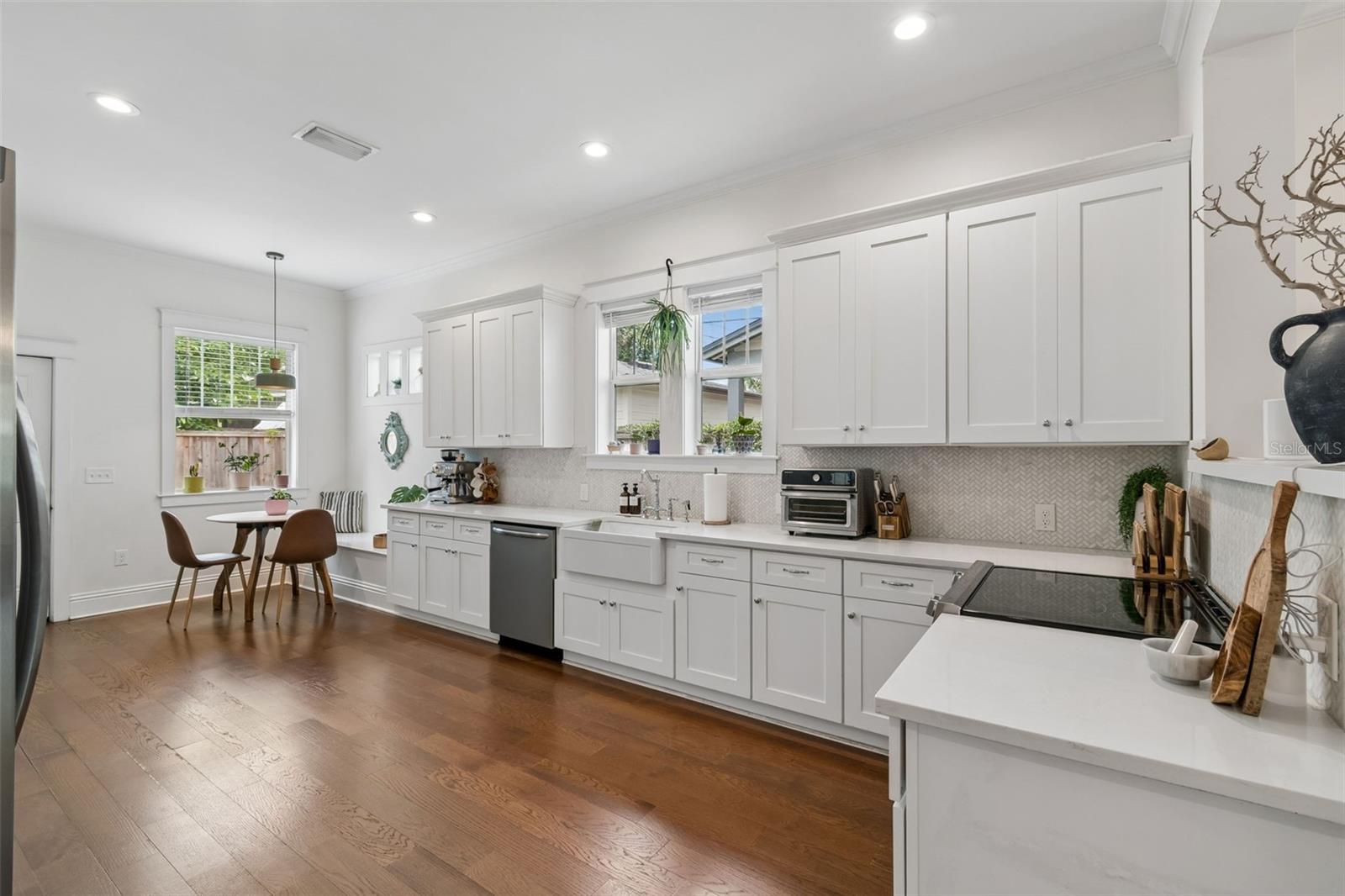 Kitchen - 212 W Hilda St