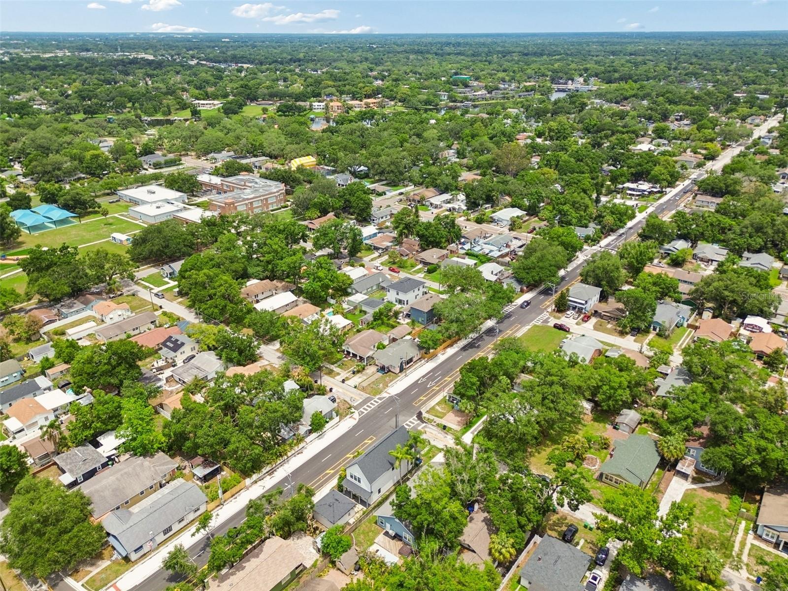 Rivercrest Park - 212 W Hilda St