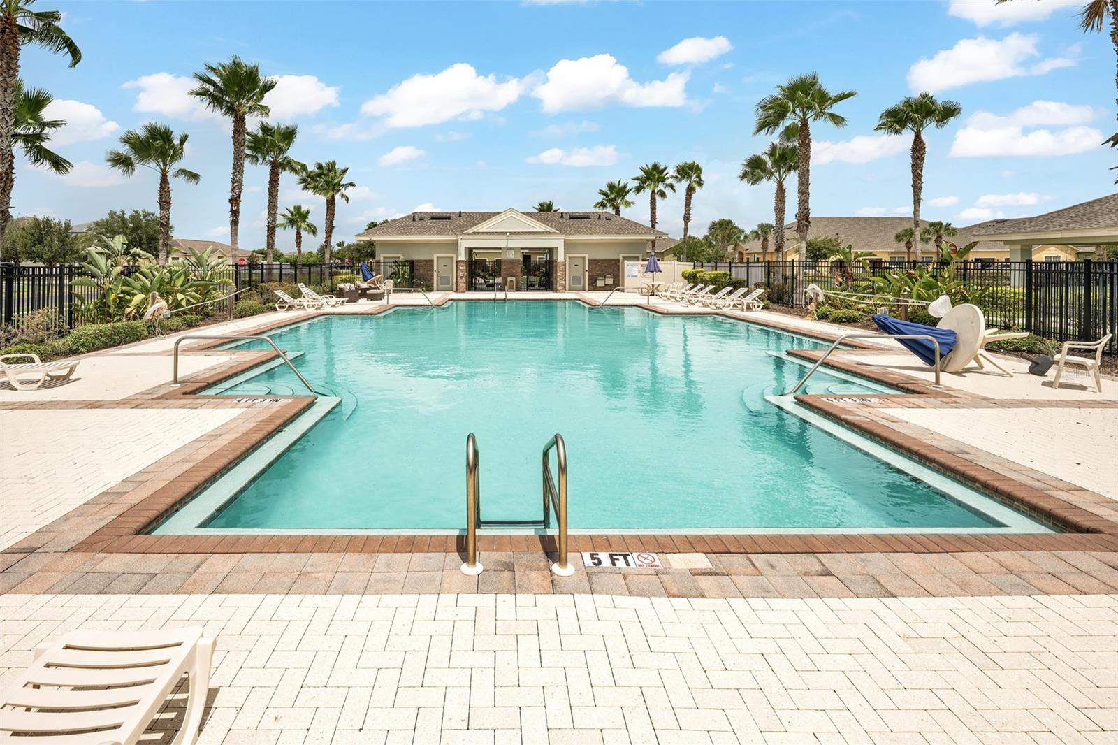 Community pool