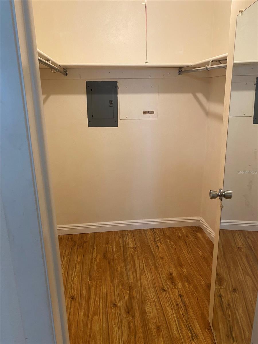 Walk In Closet Master Bedroom