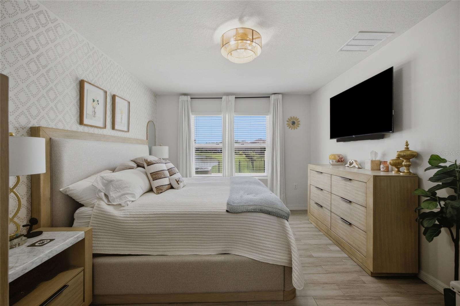 Master suite