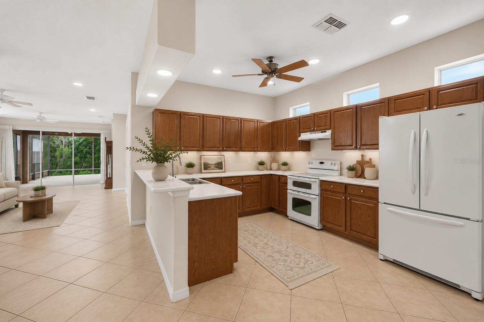 Open Kitchen