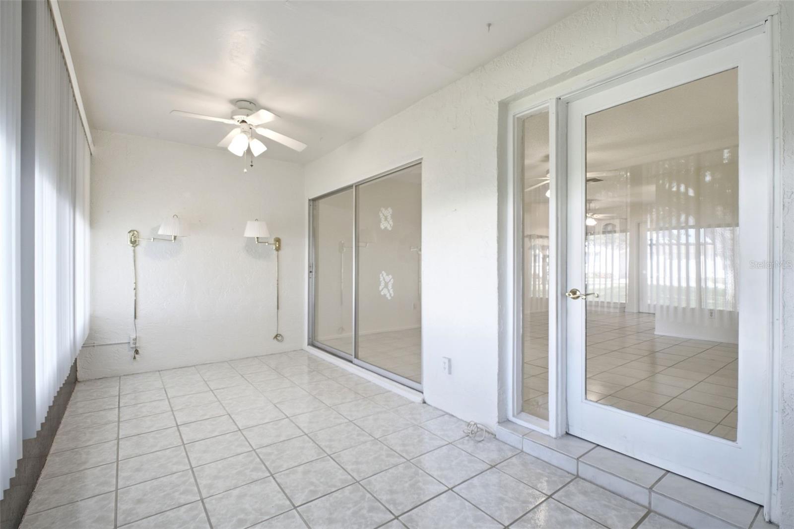 Beautiful glass door front entry and glass sliders~