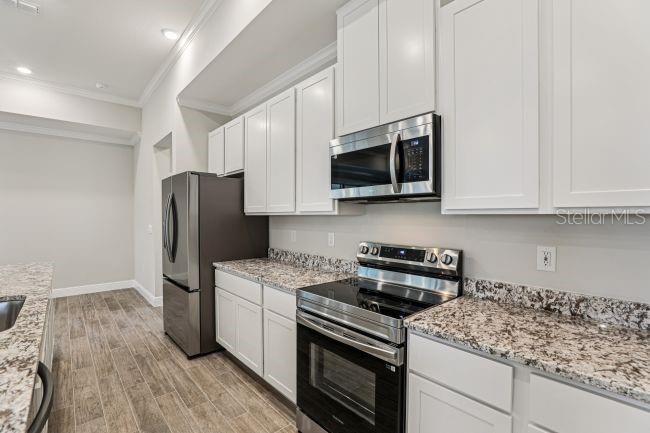 Model home - actual features may vary.