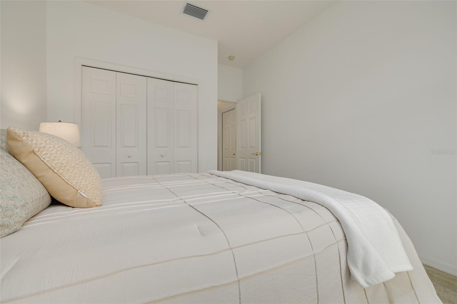 Guest bedroom 1