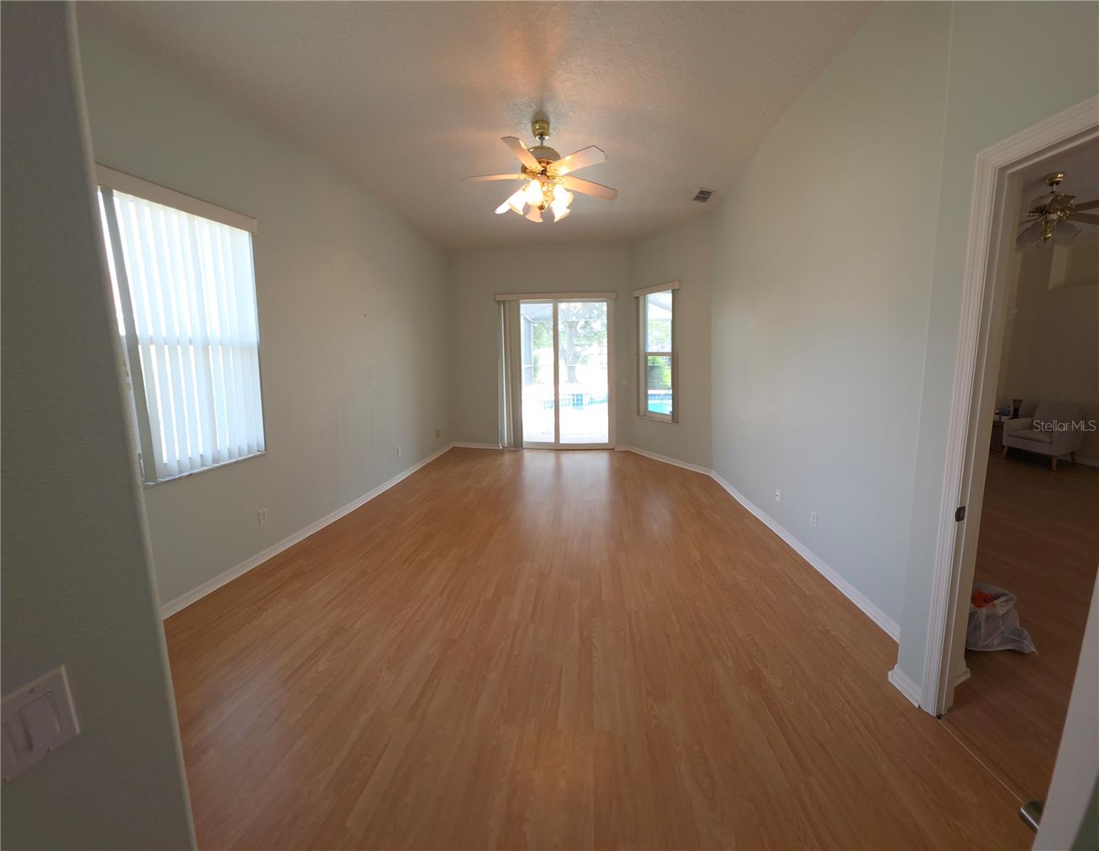 W7887719