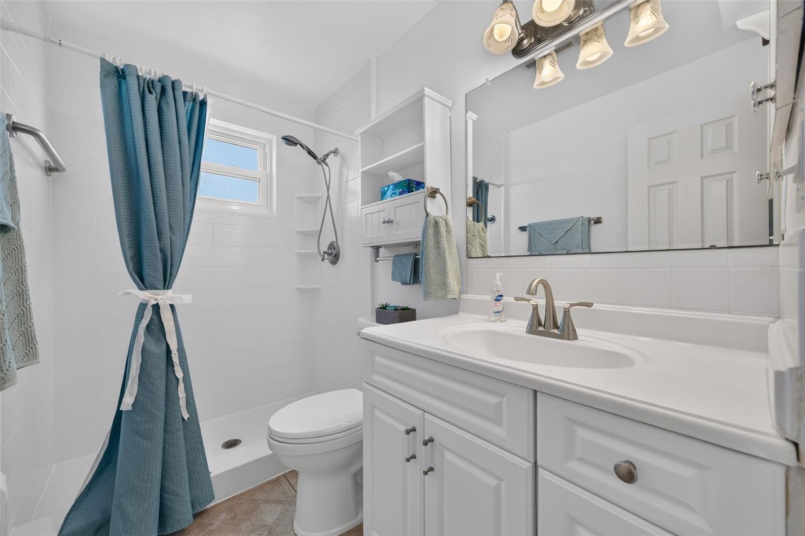 Primary Ensuite Bathroon