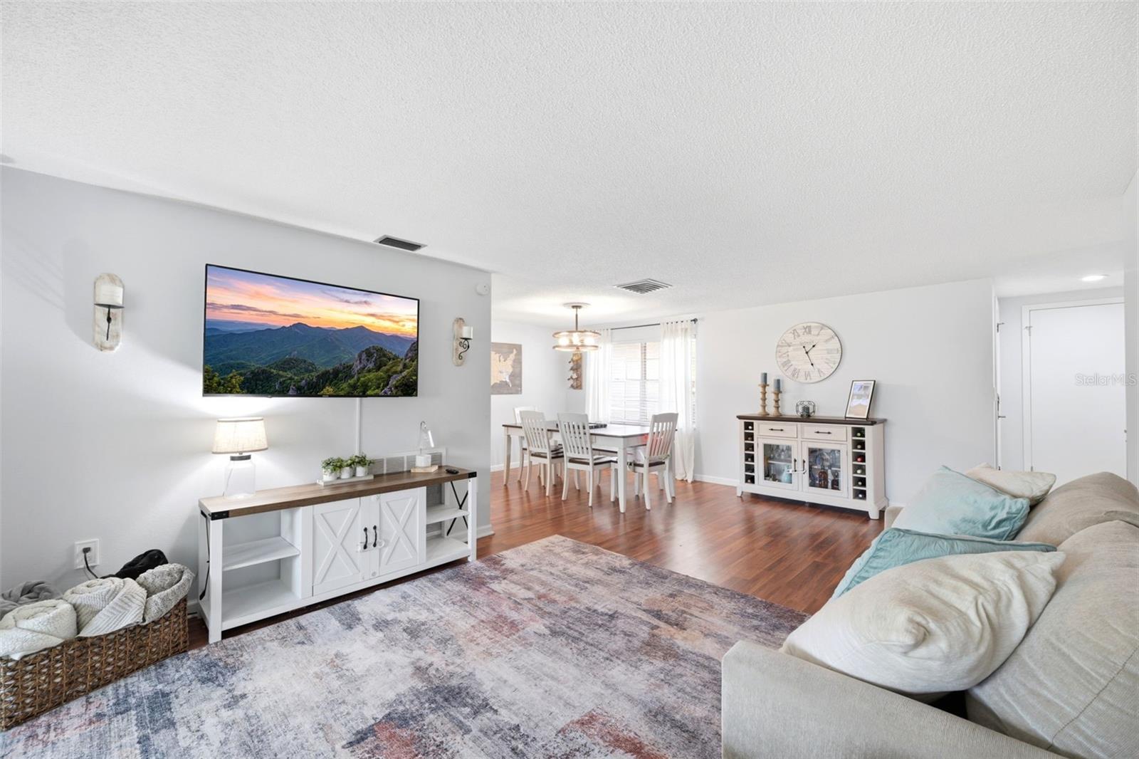TV mount to convey