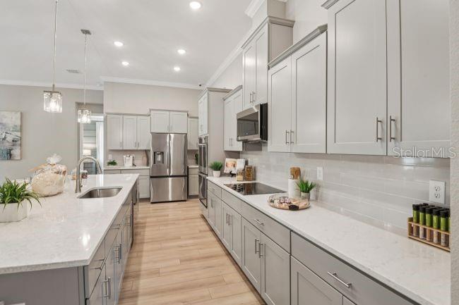 Model home - actual features may vary.