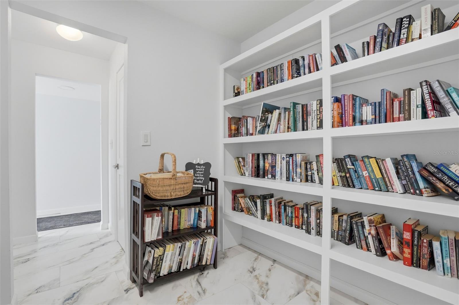 Clubhouse Library