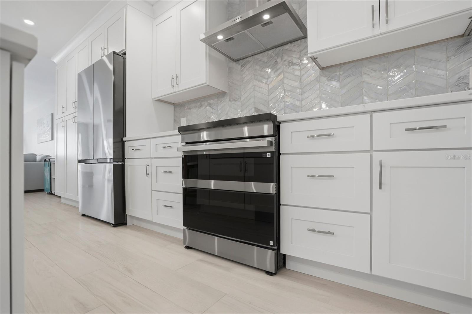 Double induction range & high end samsung Appliances
