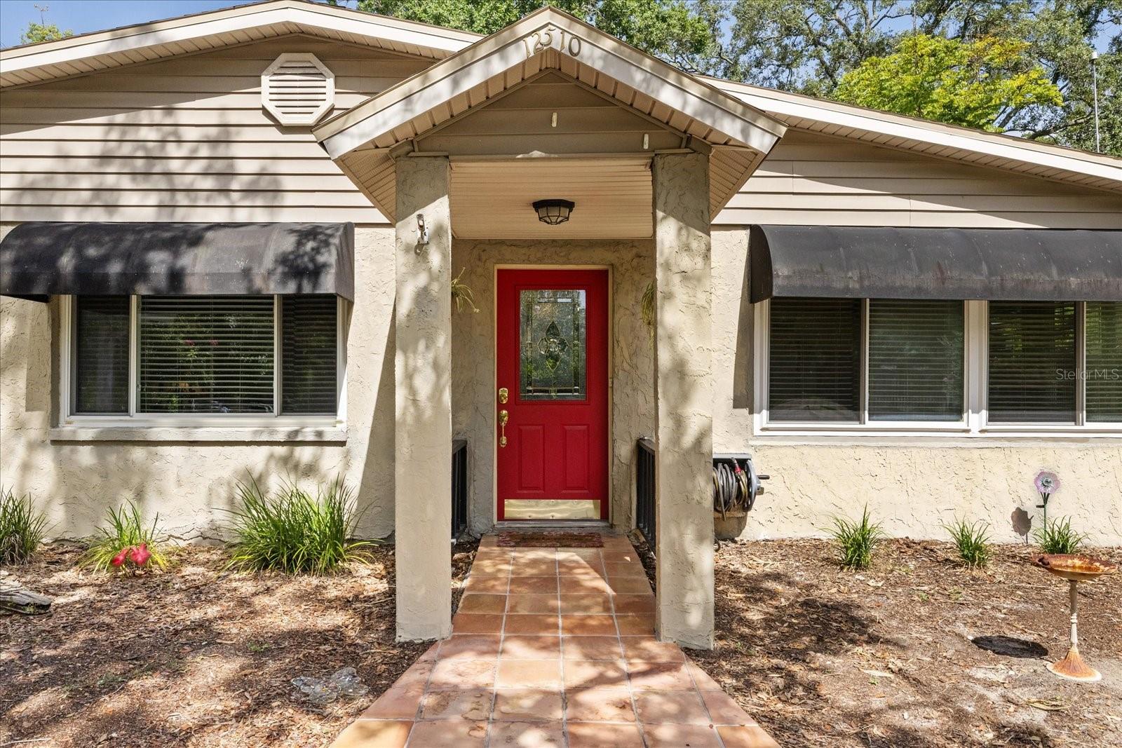 Block, 3 Bed, 2 Bath, 2 Bonus Rooms