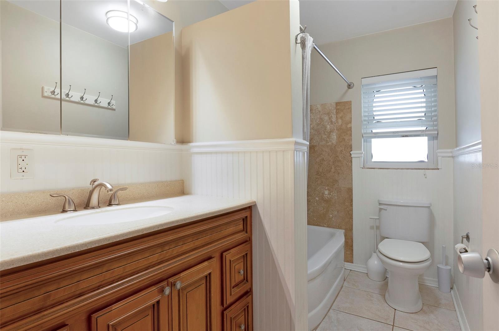2nd Bathroom