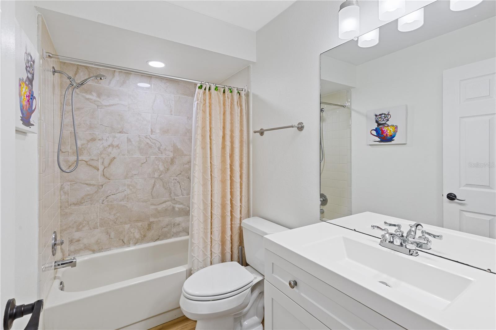 Main bathroom