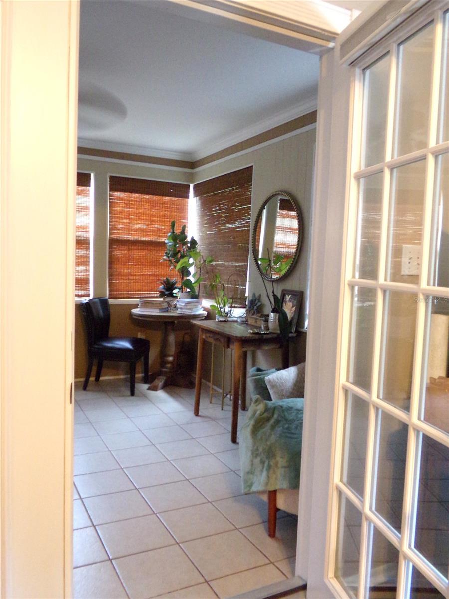 Second Floor Florida Room Entry