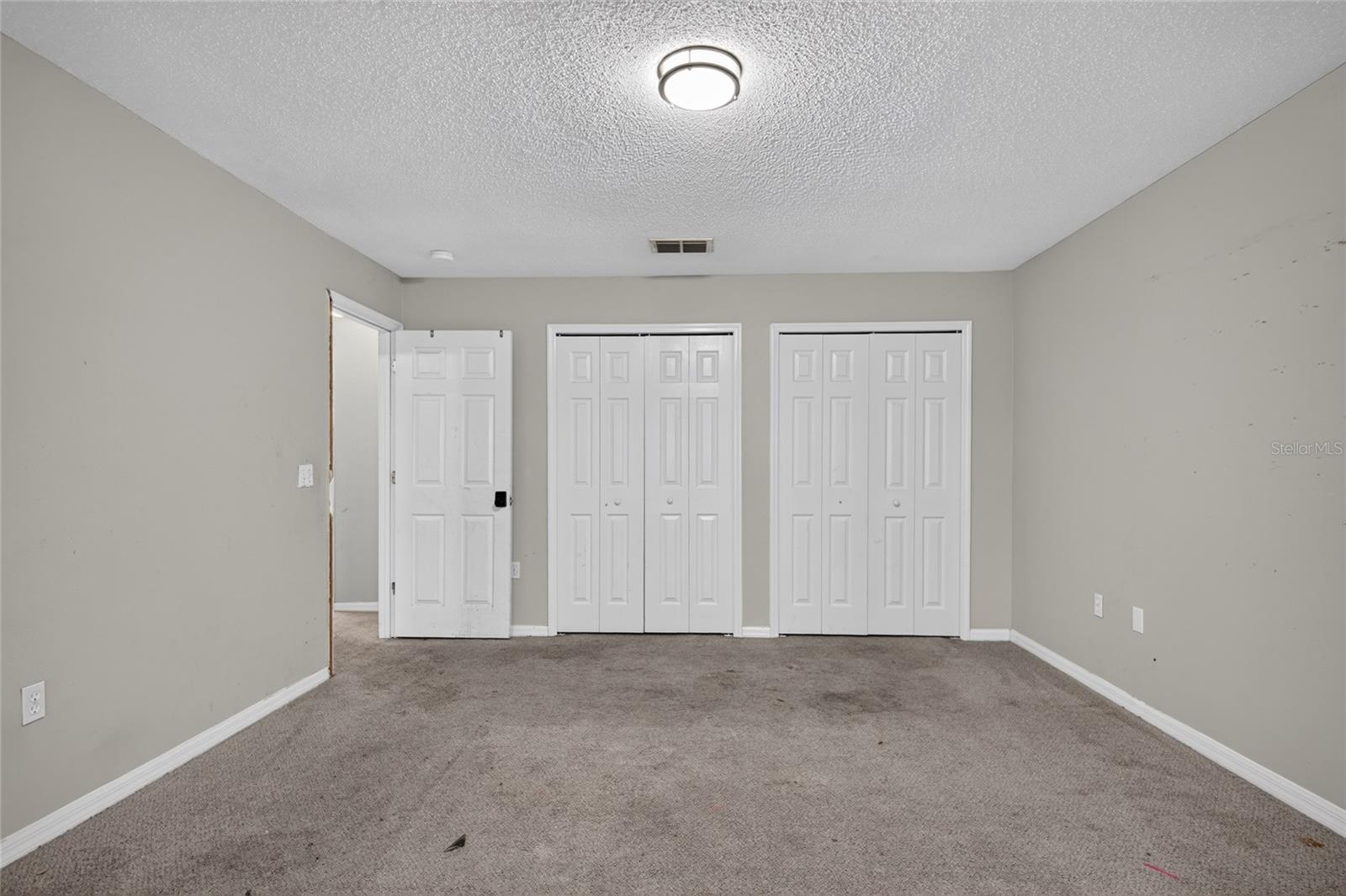 TB8530203