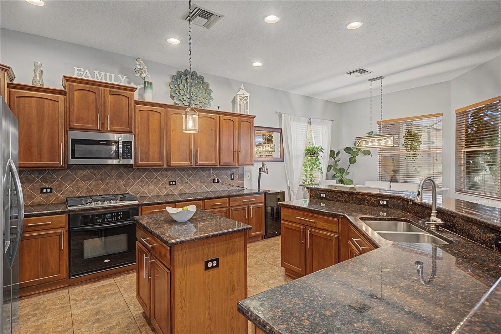 Center island in this large kitchen