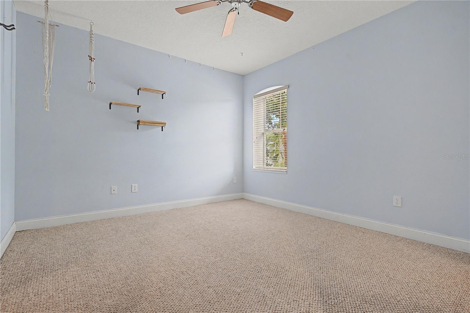 5th bedroom upstairs front