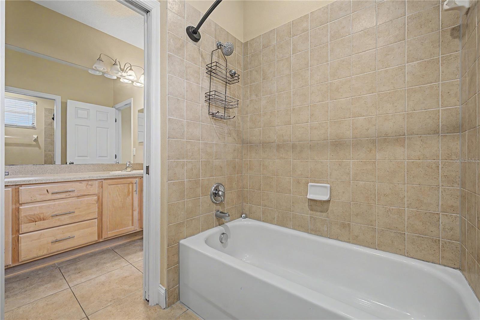 Tub/shower combo