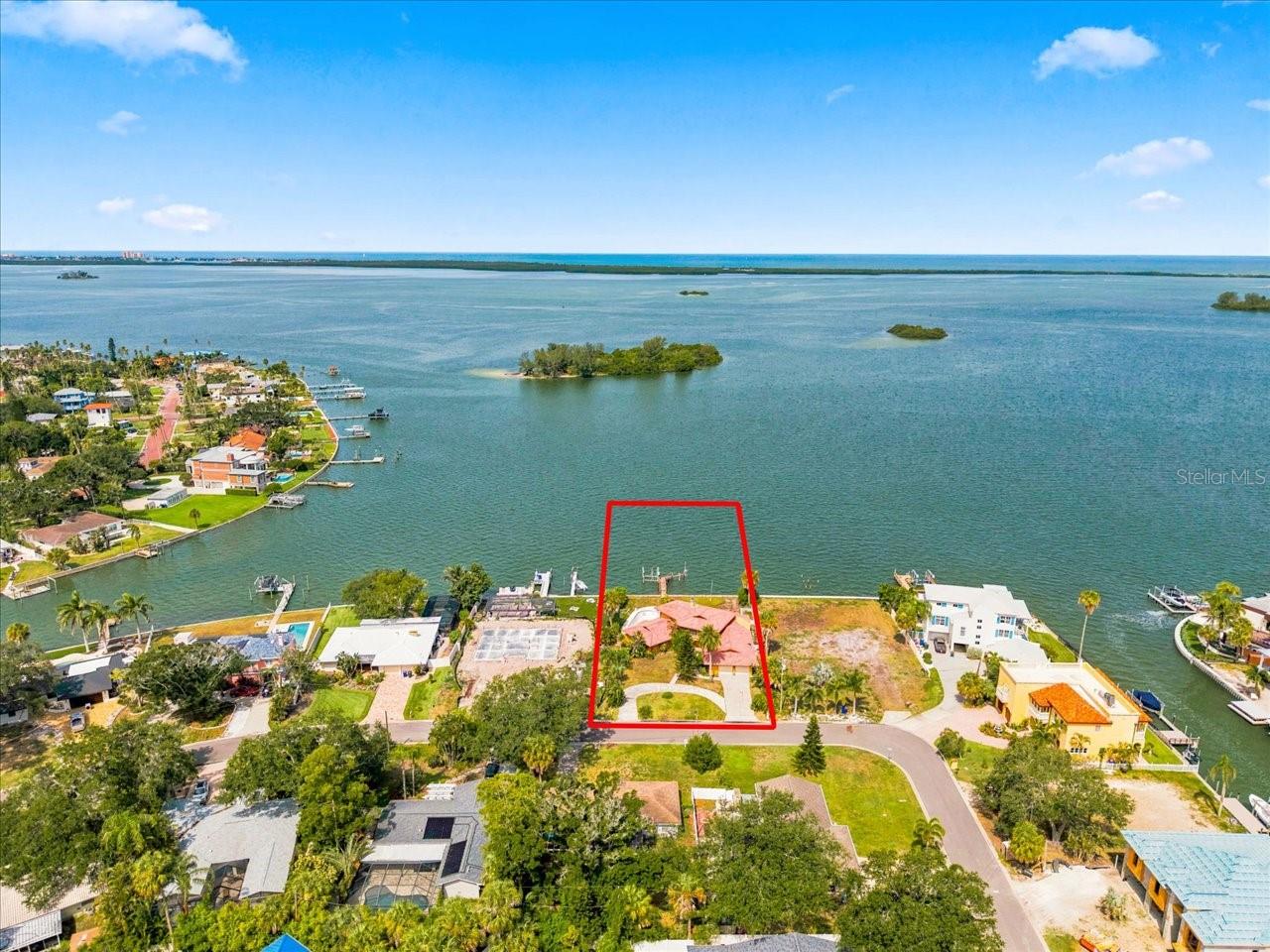 TB8530235