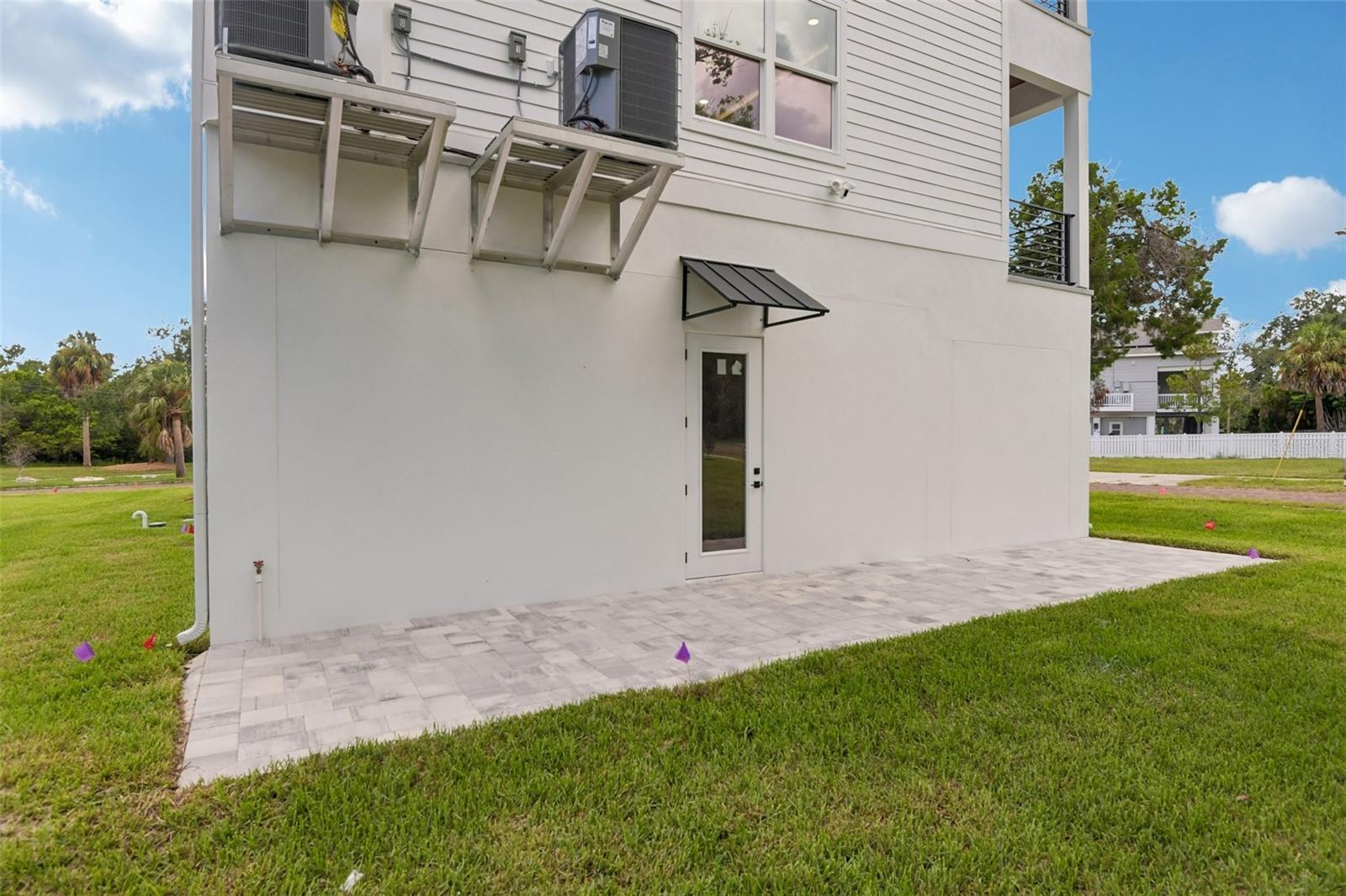Rear Exterior & Backyard
