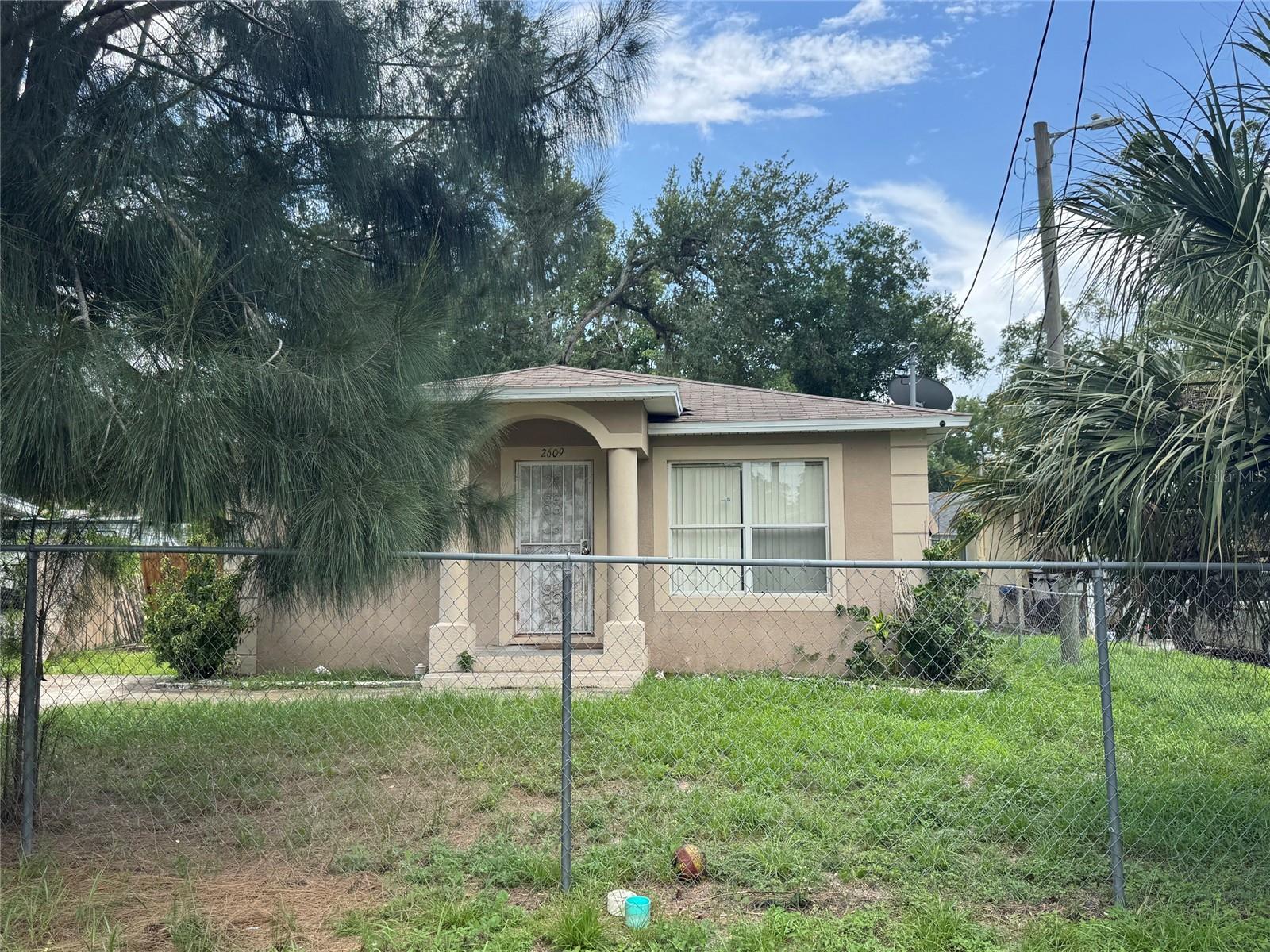 2609 E Emma St., Tampa, FL 33610