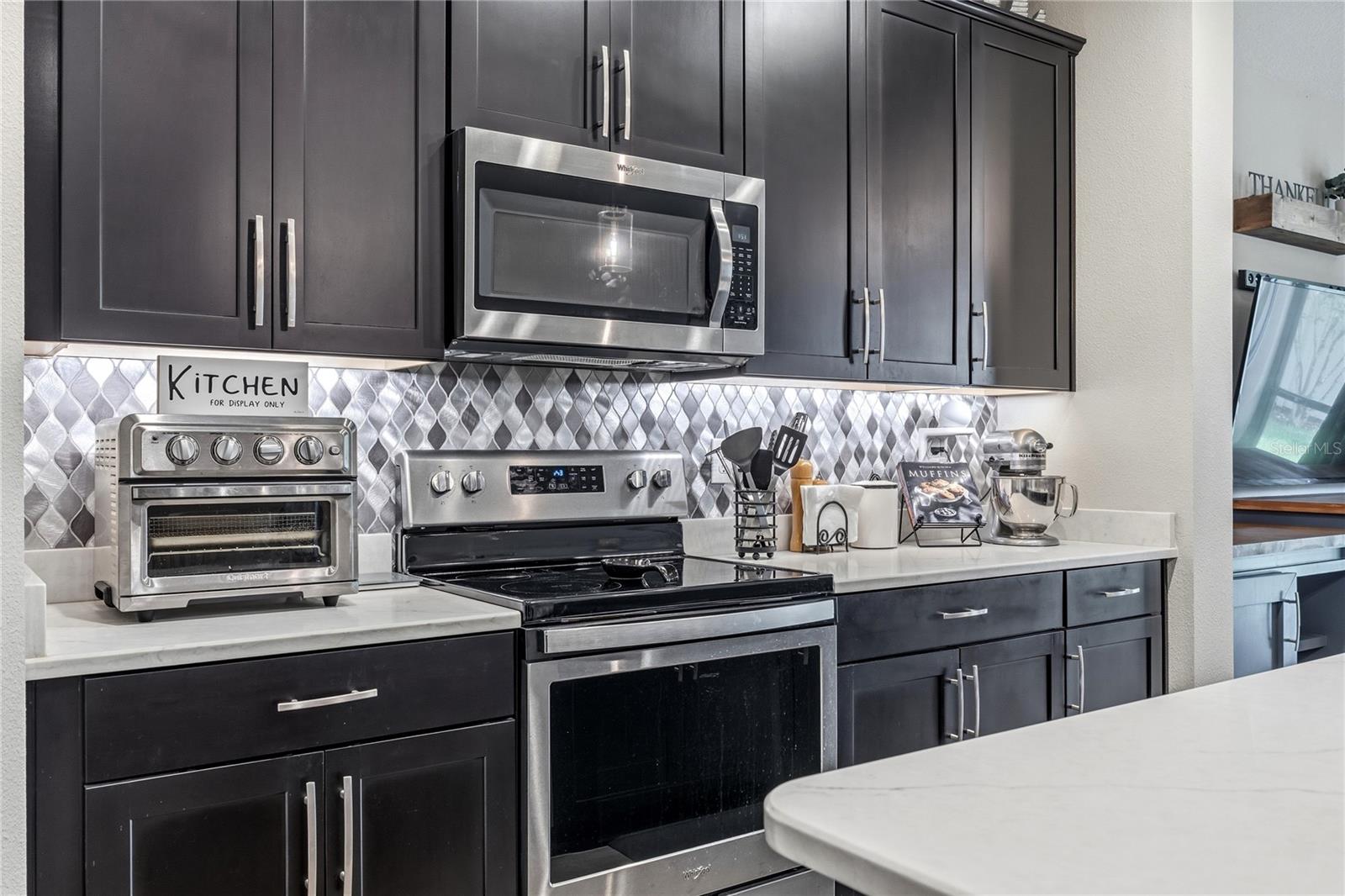 Custom backsplash added!