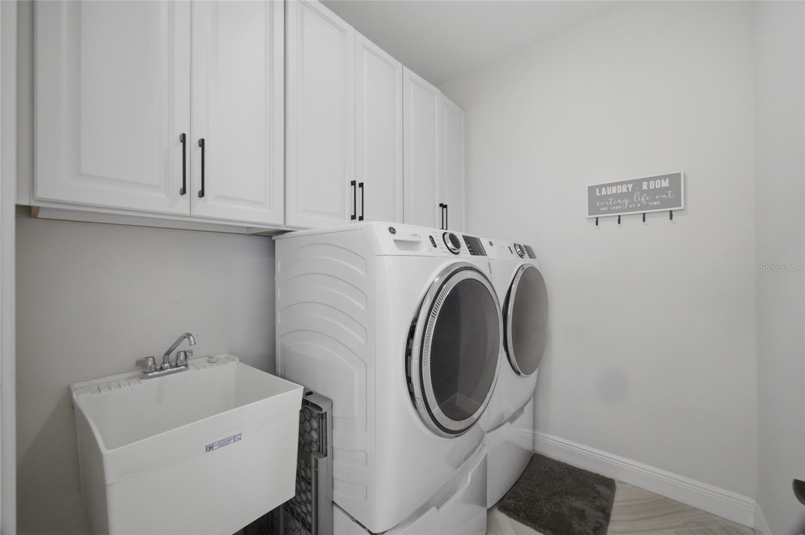 TB8530546
