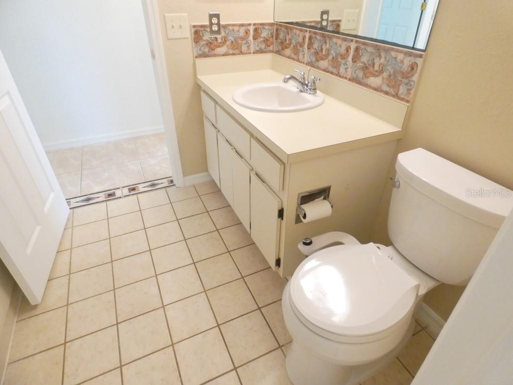 W7887781