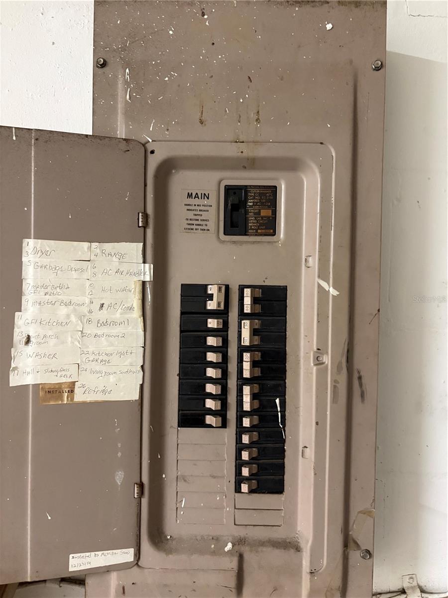 TB8530597