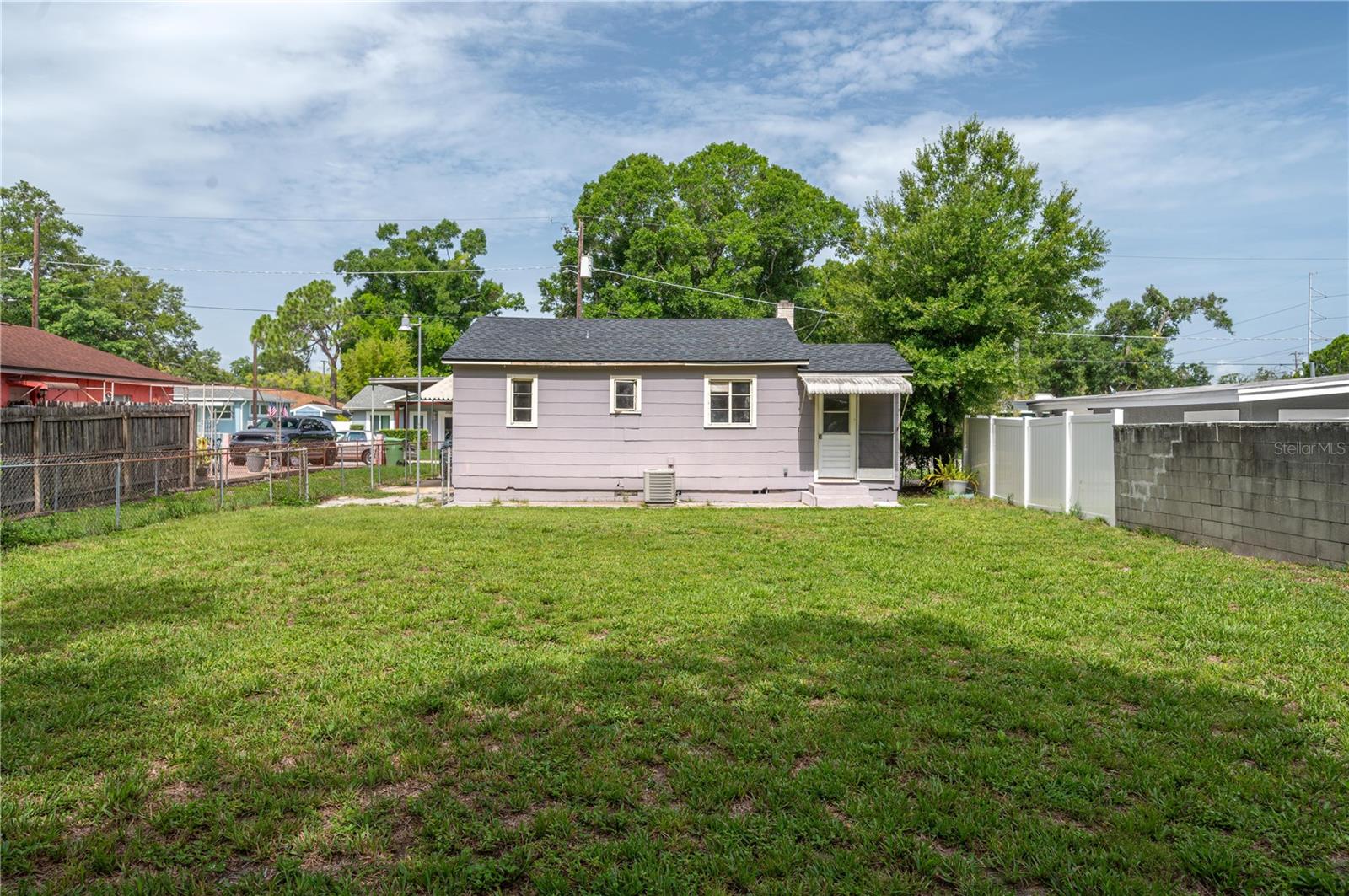 L4963607