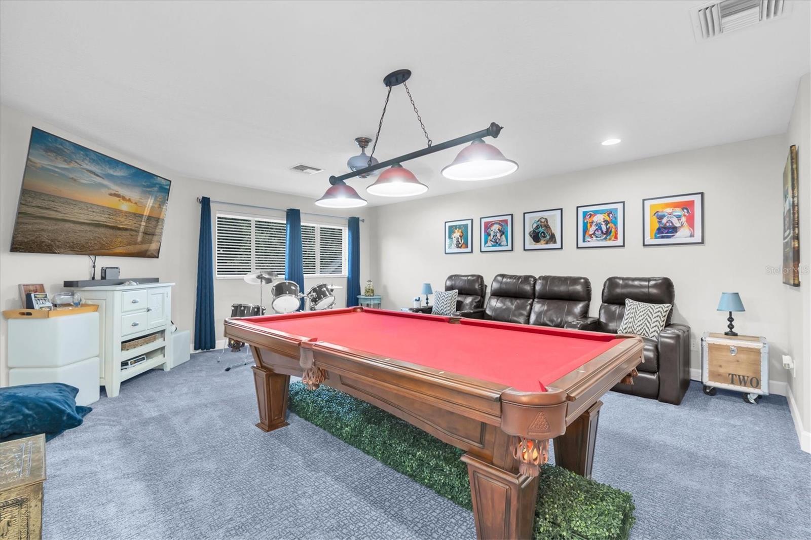 bonus room upstairs
